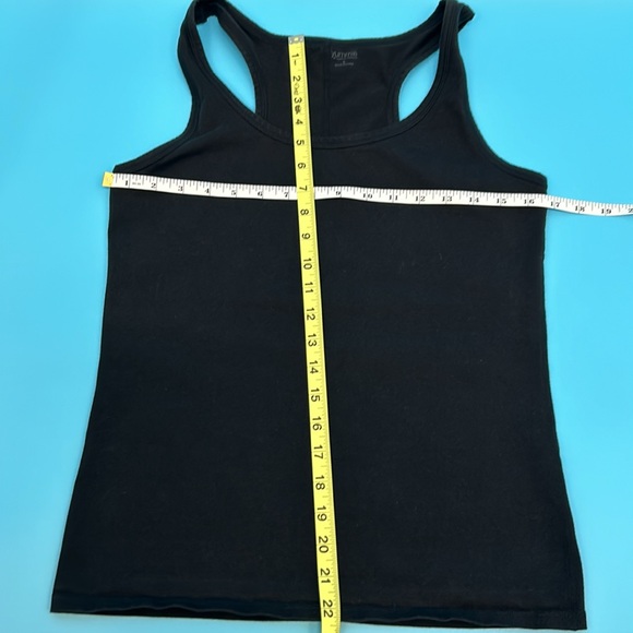 Yummie By Heather Thompson stretchy yoga Top - Picture 4 of 6